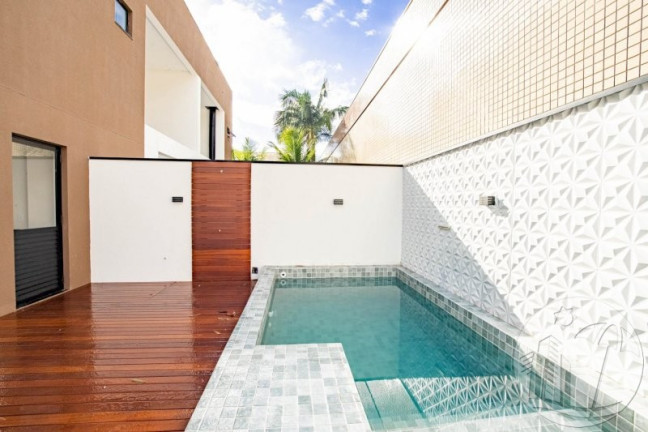 Imagem Casa com 3 Quartos à Venda, 188 m² em Ressacada - Itajaí Imagem Casa com 3 Quartos à Venda, 188 m² em Ressacada - Itajaí