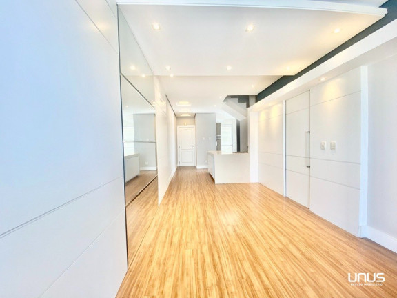 Imagem Cobertura com 3 Quartos à Venda, 135 m² em Coqueiros - Florianópolis Imagem Cobertura com 3 Quartos à Venda, 135 m² em Coqueiros - Florianópolis