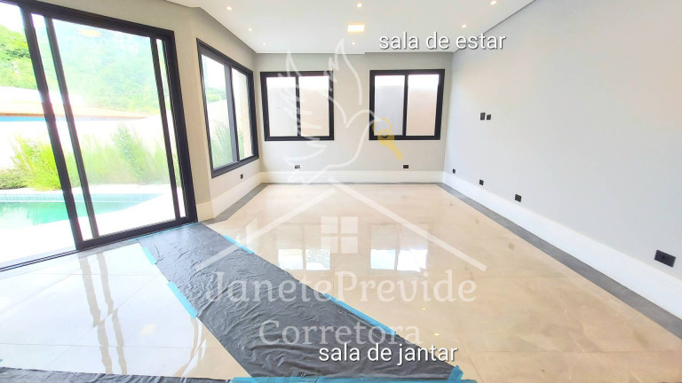 Imagem Casa de Condomínio com 4 Quartos à Venda, 200 m² em Alphaville - Santana De Parnaíba Imagem Casa de Condomínio com 4 Quartos à Venda, 200 m² em Alphaville - Santana De Parnaíba