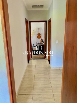 Imagem Casa com 3 Quartos à Venda, 227 m² em Centro - Extrema Imagem Casa com 3 Quartos à Venda, 227 m² em Centro - Extrema