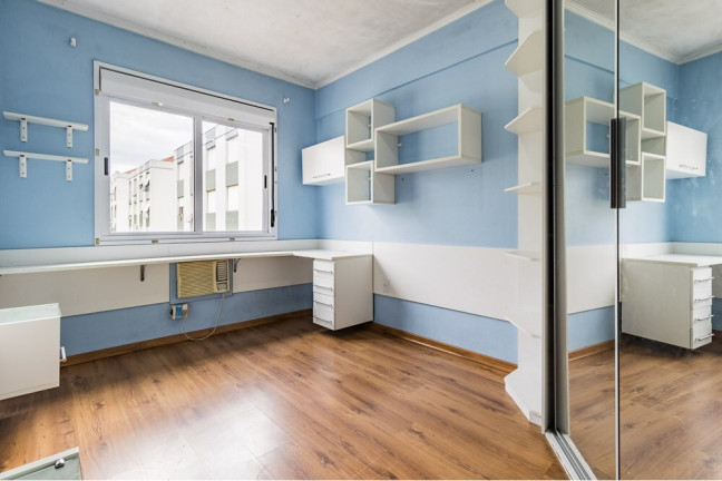 Imagem Imóvel com 2 Quartos à Venda, 64 m² em Vila Ipiranga - Porto Alegre Imagem Imóvel com 2 Quartos à Venda, 64 m² em Vila Ipiranga - Porto Alegre