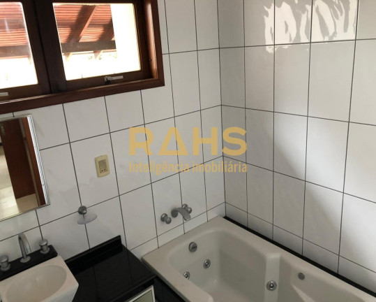 Imagem Casa com 3 Quartos à Venda, 208 m² em Anita Garibaldi - Joinville