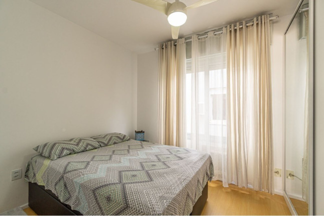 Imagem Apartamento com 1 Quarto à Venda, 44 m² em Menino Deus - Porto Alegre Imagem Apartamento com 1 Quarto à Venda, 44 m² em Menino Deus - Porto Alegre