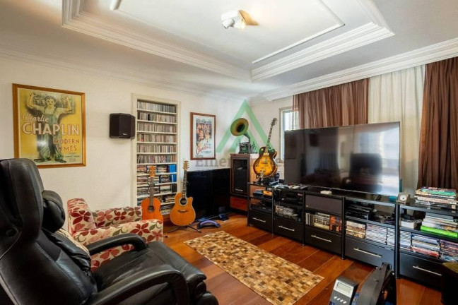 Imagem Casa com 3 Quartos à Venda, 208 m² em Indianópolis - São Paulo
