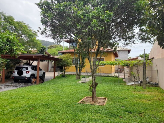 Imagem Casa com 3 Quartos à Venda, 160 m² em Rio Vermelho - Florianópolis Imagem Casa com 3 Quartos à Venda, 160 m² em Rio Vermelho - Florianópolis
