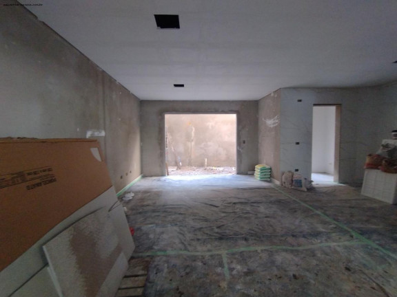 Imagem Casa com 3 Quartos à Venda, 167 m² em água Verde - Curitiba