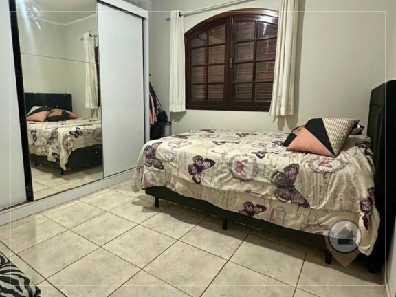 Imagem Casa com 3 Quartos à Venda, 240 m² em Parque Continental I - Guarulhos Imagem Casa com 3 Quartos à Venda, 240 m² em Parque Continental I - Guarulhos