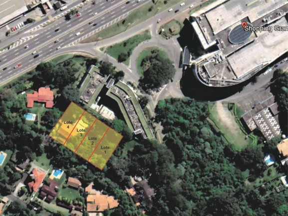 Imagem Terreno em Condomínio à Venda,  em Vila Vianna - Cotia
