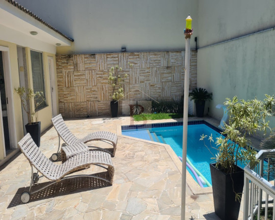 Imagem Casa com 4 Quartos à Venda, 242 m² em Camboinhas - Niterói Imagem Casa com 4 Quartos à Venda, 242 m² em Camboinhas - Niterói