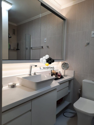 Imagem Apartamento com 3 Quartos à Venda, 100 m² em Moinhos De Vento - Porto Alegre Imagem Apartamento com 3 Quartos à Venda, 100 m² em Moinhos De Vento - Porto Alegre