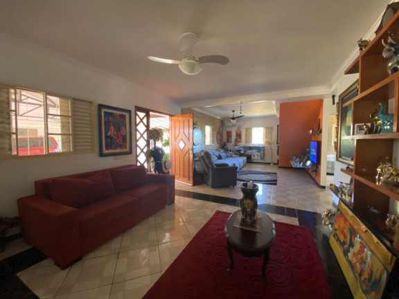 Imagem Chácara com 5 Quartos à Venda, 380 m² em Sítio De Recreio Paraíso Tropical - Goiânia Imagem Chácara com 5 Quartos à Venda, 380 m² em Sítio De Recreio Paraíso Tropical - Goiânia