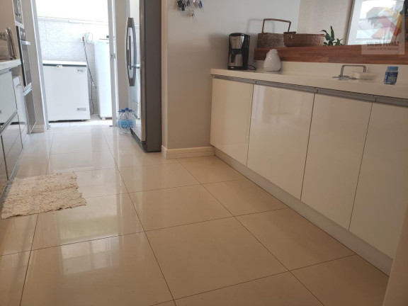 Imagem Casa com 5 Quartos à Venda, 450 m² em Jurerê Internacional - Florianópolis Imagem Casa com 5 Quartos à Venda, 450 m² em Jurerê Internacional - Florianópolis