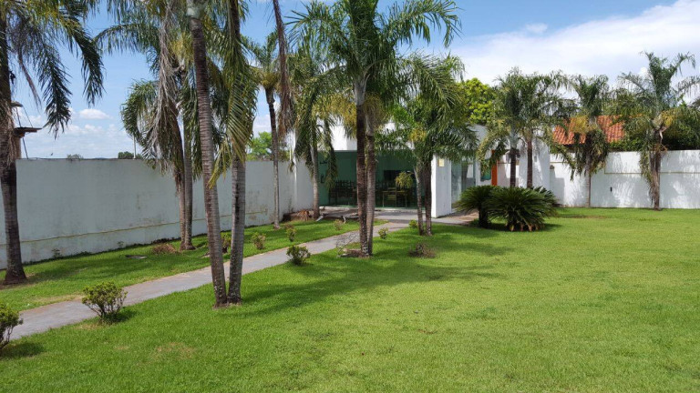 Imagem Imóvel Comercial à Venda, 1.500 m² em Cuiabá Imagem Imóvel Comercial à Venda, 1.500 m² em Cuiabá