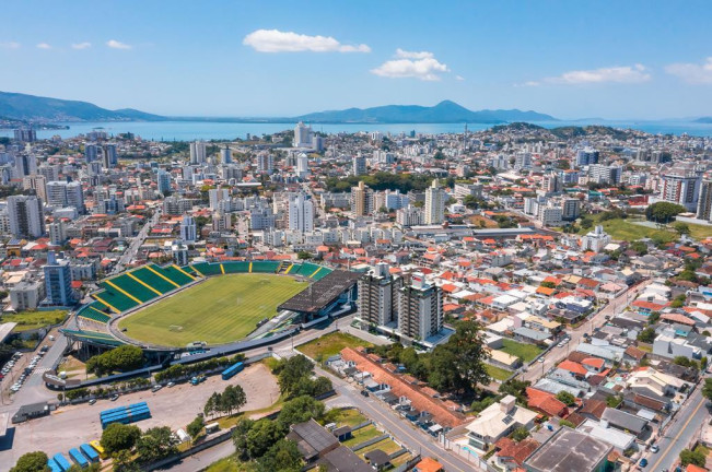 Imagem Apartamento com 2 Quartos à Venda, 75 m² em Estreito - Florianópolis Imagem Apartamento com 2 Quartos à Venda, 75 m² em Estreito - Florianópolis