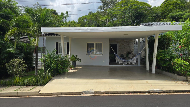 Imagem Casa com 3 Quartos à Venda, 250 m² em Tarumã - Manaus Imagem Casa com 3 Quartos à Venda, 250 m² em Tarumã - Manaus