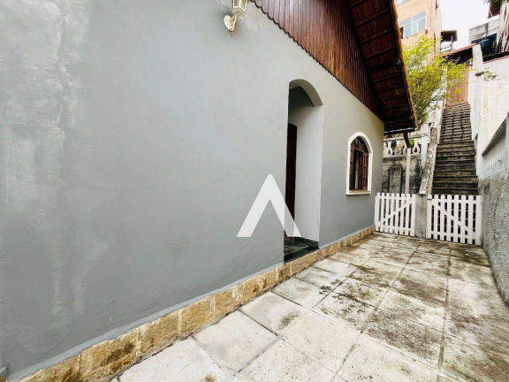 Imagem Casa com 2 Quartos à Venda, 68 m² em Vale Do Paraíso - Teresópolis Imagem Casa com 2 Quartos à Venda, 68 m² em Vale Do Paraíso - Teresópolis
