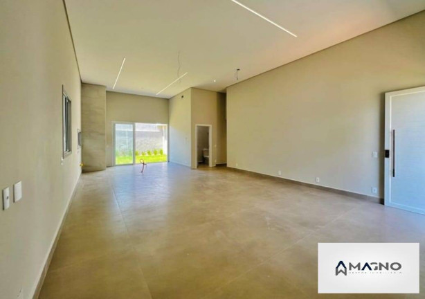 Imagem Casa com 3 Quartos à Venda, 301 m² em Recanto Tropical - Cascavel