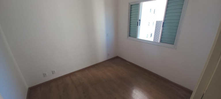 Imagem Imóvel com 3 Quartos à Venda, 74 m² Imagem Imóvel com 3 Quartos à Venda, 74 m²