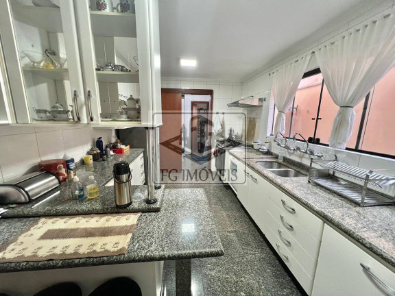 Imagem Sobrado com 5 Quartos à Venda, 480 m² em Parque Dos Príncipes - São Paulo Imagem Sobrado com 5 Quartos à Venda, 480 m² em Parque Dos Príncipes - São Paulo