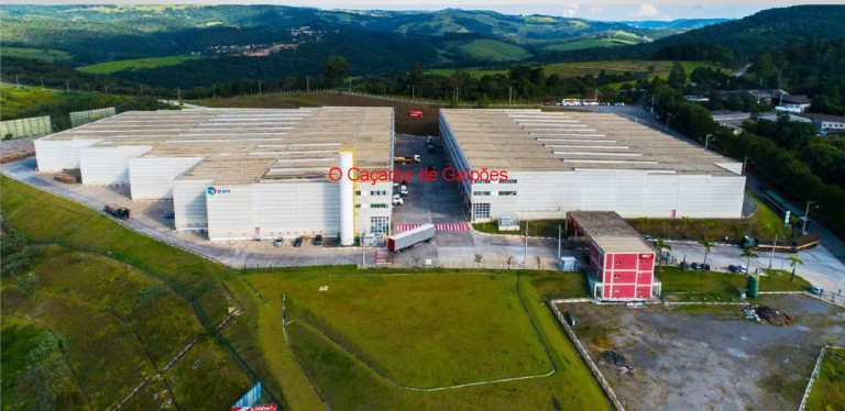 Imagem Imóvel para Alugar, 4.928 m² em Rodovia Presidente Castelo Branco, Km 57 - São Roque Imagem Imóvel para Alugar, 4.928 m² em Rodovia Presidente Castelo Branco, Km 57 - São Roque