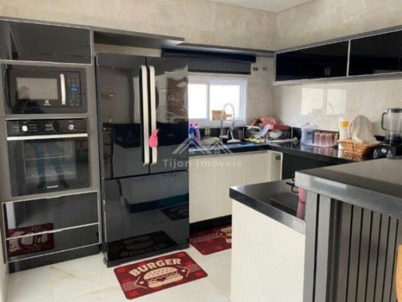 Imagem Casa de Condomínio com 4 Quartos à Venda, 210 m² em Condomínio Renaissance - Sorocaba Imagem Casa de Condomínio com 4 Quartos à Venda, 210 m² em Condomínio Renaissance - Sorocaba