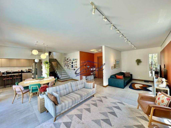 Imagem Casa com 4 Quartos à Venda, 345 m² em Granja Viana - Carapicuíba Imagem Casa com 4 Quartos à Venda, 345 m² em Granja Viana - Carapicuíba