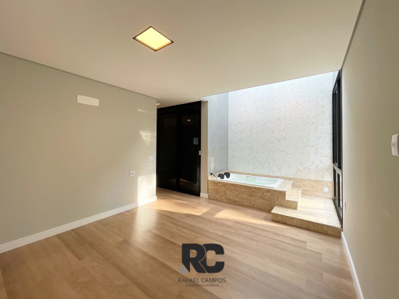 Imagem Sobrado com 4 Quartos à Venda, 373 m² em Mosaico Essence - Mogi Das Cruzes
