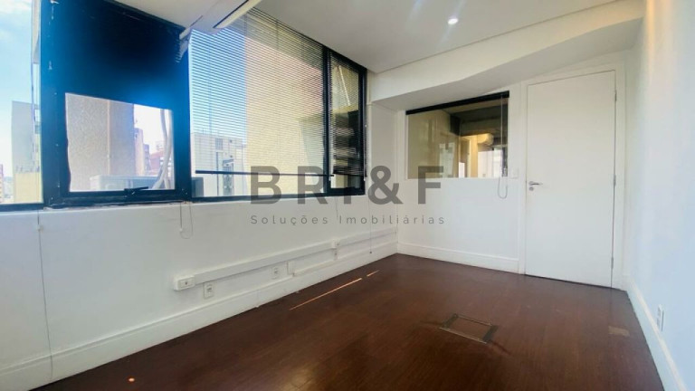 Imagem Imóvel Comercial à Venda ou Locação, 212 m² em Brooklin - São Paulo Imagem Imóvel Comercial à Venda ou Locação, 212 m² em Brooklin - São Paulo