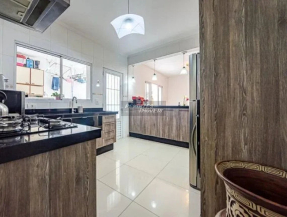 Imagem Casa com 4 Quartos à Venda, 255 m² em Vila Pompéia - São Paulo Imagem Casa com 4 Quartos à Venda, 255 m² em Vila Pompéia - São Paulo