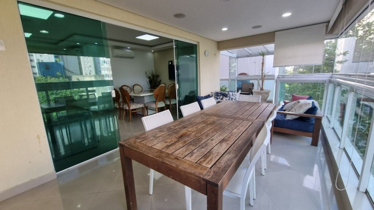 Imagem Apartamento com 3 Quartos à Venda, 135 m² em Pitangueiras - Guarujá Imagem Apartamento com 3 Quartos à Venda, 135 m² em Pitangueiras - Guarujá