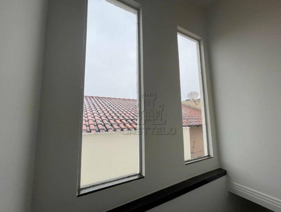 Imagem Sobrado com 4 Quartos à Venda ou Locação, 227 m² em Parque Residencial João Piza - Londrina
