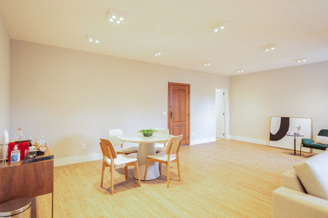 Imagem Apartamento com 3 Quartos à Venda, 140 m² em Vila Hamburguesa - São Paulo