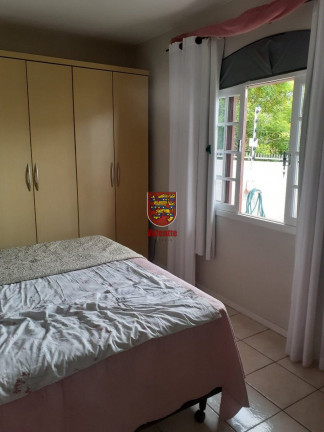 Imagem Casa com 3 Quartos à Venda, 240 m² em Capoeiras - Florianópolis Imagem Casa com 3 Quartos à Venda, 240 m² em Capoeiras - Florianópolis