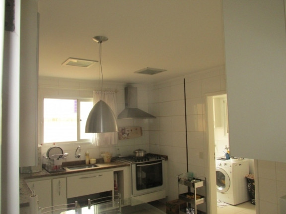 Imagem Casa com 3 Quartos à Venda, 206 m² em Marapé - Santos
