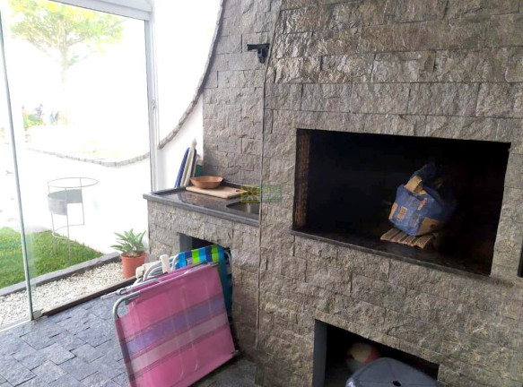 Imagem Casa com 4 Quartos para Alugar ou Temporada, 150 m² em Balneário Perequê - Porto Belo Imagem Casa com 4 Quartos para Alugar ou Temporada, 150 m² em Balneário Perequê - Porto Belo