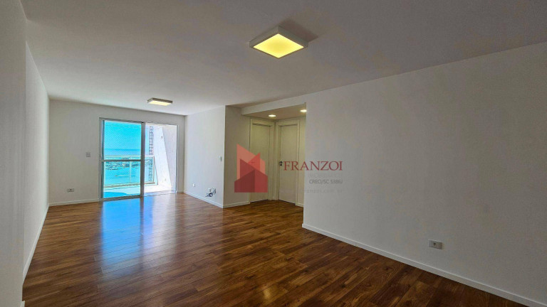 Imagem Apartamento com 3 Quartos à Venda, 98 m² em Centro - Itajaí Imagem Apartamento com 3 Quartos à Venda, 98 m² em Centro - Itajaí