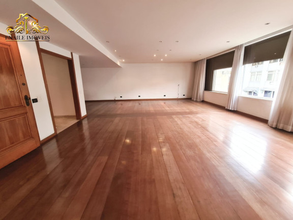 Imagem Apartamento com 3 Quartos à Venda, 220 m² em Copacabana - Rio De Janeiro