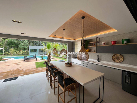 Imagem Casa com 7 Quartos à Venda, 620 m² em Riviera Módulo 16 - Bertioga Imagem Casa com 7 Quartos à Venda, 620 m² em Riviera Módulo 16 - Bertioga