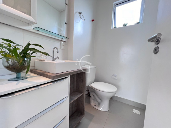 Imagem Imóvel com 2 Quartos à Venda, 129 m² em Costa E Silva - Joinville Imagem Imóvel com 2 Quartos à Venda, 129 m² em Costa E Silva - Joinville