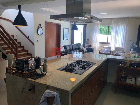 Imagem Casa de Condomínio com 3 Quartos à Venda, 225 m² em Chácara Dos Junqueiras - Carapicuíba Imagem Casa de Condomínio com 3 Quartos à Venda, 225 m² em Chácara Dos Junqueiras - Carapicuíba