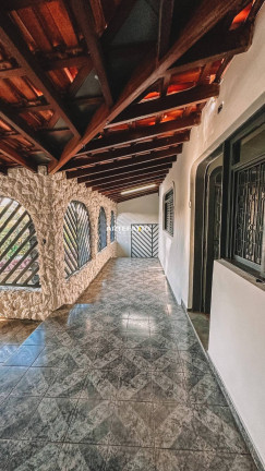 Imagem Sobrado com 3 Quartos à Venda, 205 m² Imagem Sobrado com 3 Quartos à Venda, 205 m²