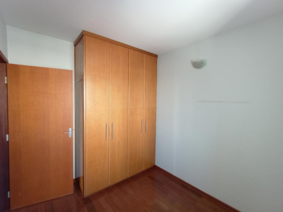 Imagem Apartamento com 3 Quartos à Venda, 85 m² em Centro - Marília