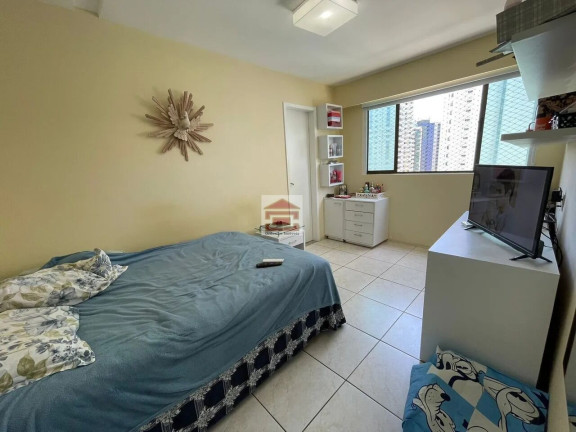Imagem Apartamento com 4 Quartos à Venda, 157 m² Imagem Apartamento com 4 Quartos à Venda, 157 m²