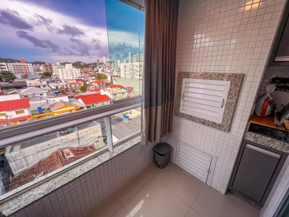 Imagem Apartamento com 2 Quartos à Venda, 69 m² em Nações - Balneário Camboriú