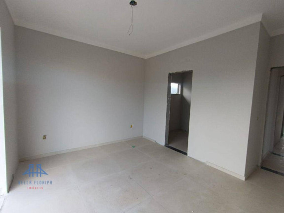 Imagem Casa com 3 Quartos à Venda, 272 m² em São João Do Rio Vermelho - Florianópolis Imagem Casa com 3 Quartos à Venda, 272 m² em São João Do Rio Vermelho - Florianópolis