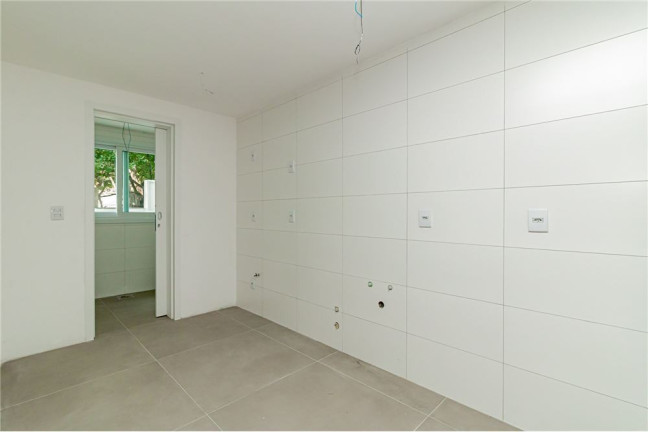Imagem Imóvel com 3 Quartos à Venda, em Menino Deus - Porto Alegre Imagem Imóvel com 3 Quartos à Venda, em Menino Deus - Porto Alegre