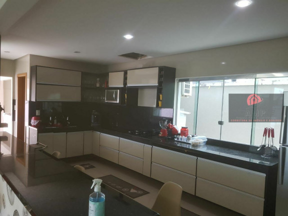 Imagem Casa de Condomínio com 3 Quartos à Venda, 390 m² em Ponta Negra - Manaus
