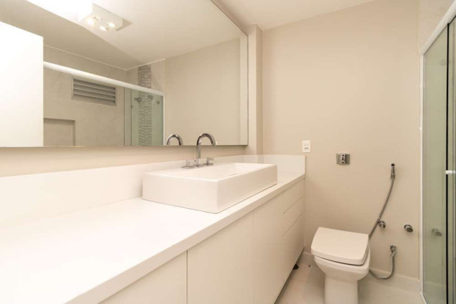 Imagem Apartamento com 3 Quartos à Venda, 166 m² em Itaim Bibi - São Paulo Imagem Apartamento com 3 Quartos à Venda, 166 m² em Itaim Bibi - São Paulo