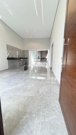 Imagem Casa com 2 Quartos à Venda, 211 m² Imagem Casa com 2 Quartos à Venda, 211 m²