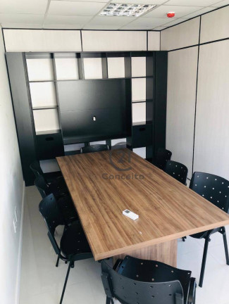 Sala Comercial à Venda, 41 m² em Centro - Florianópolis